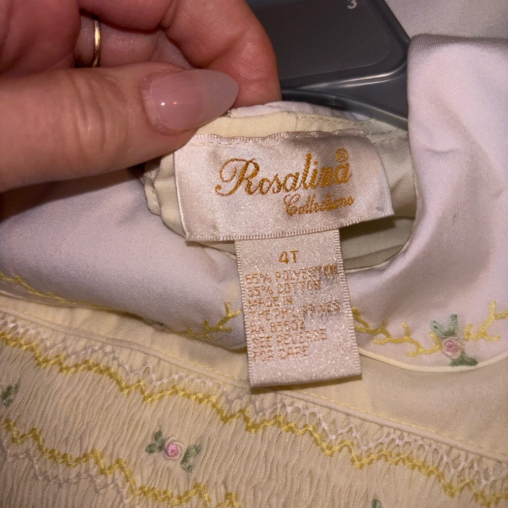 Elegant Girls' Pale Yellow Formal Dress with Smocked Bodice Heirloom Quality NWT - Picture 6 of 17